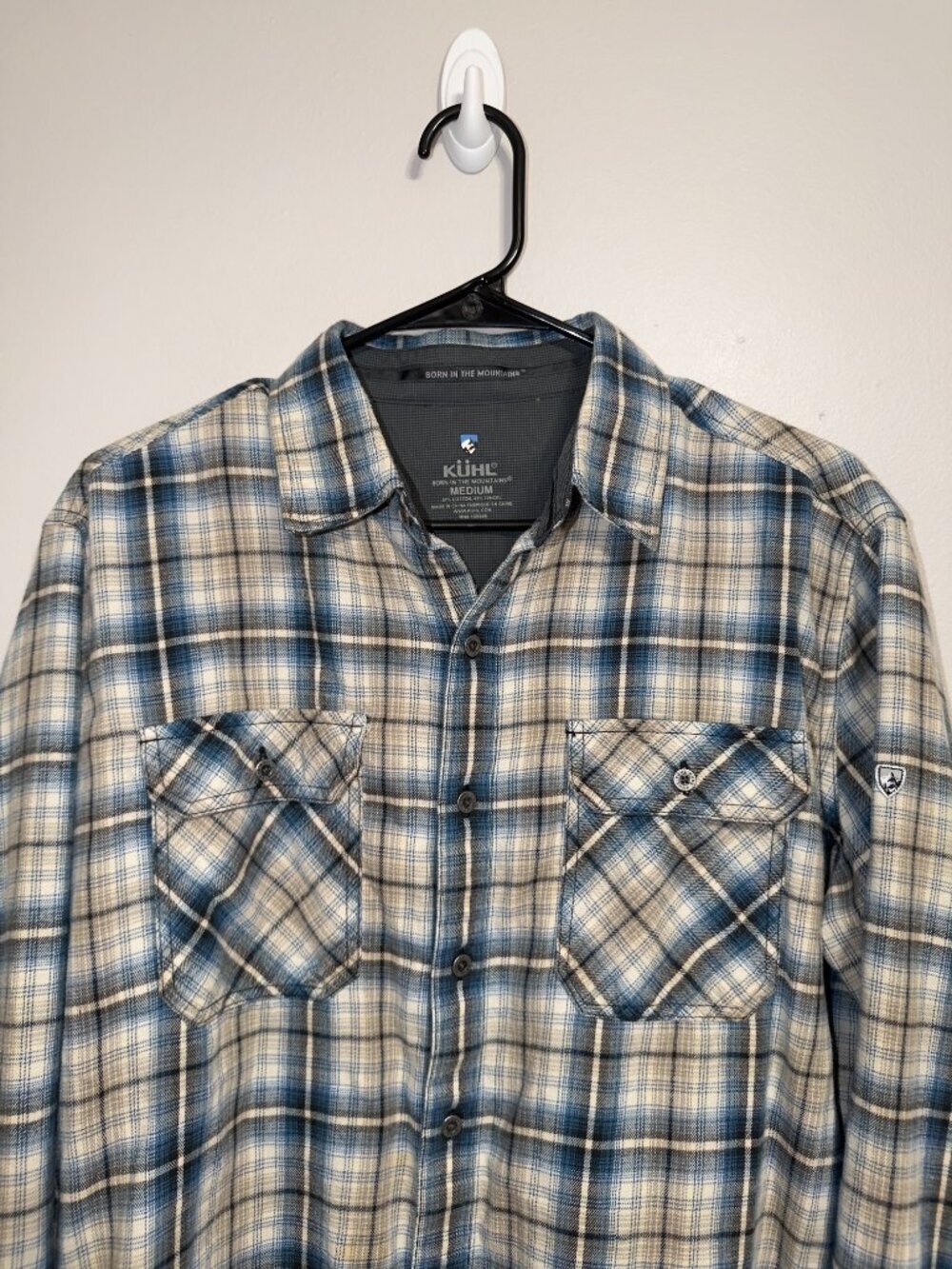 KUHL Men's Fugitive Flannel Shirt Medium Blue Tan Plaid Long Sleeve Button Up - Picture 4 of 6